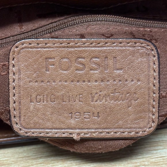 Fossil Maddox Crossbody Satchel #5185 - Picture 12 of 12